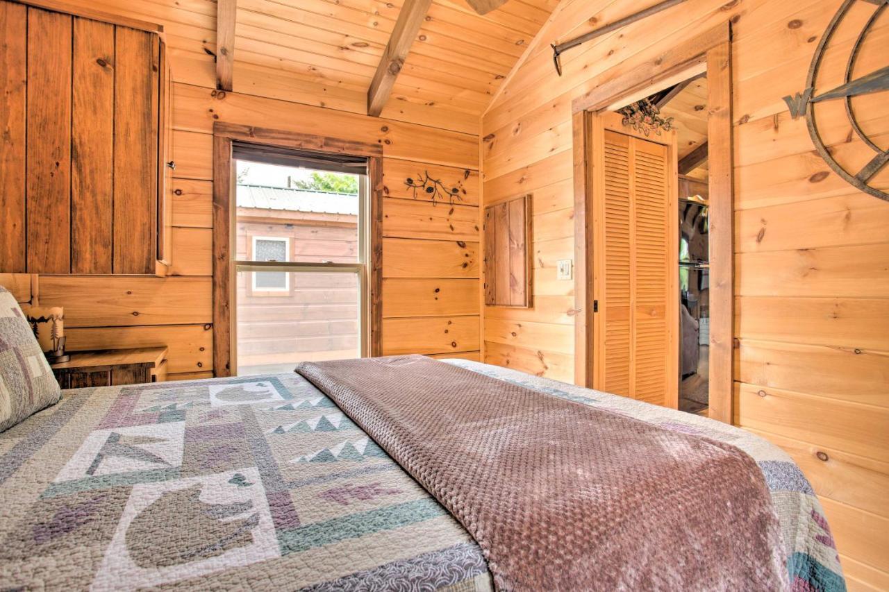 Mill Spring Cabin Near Parker-Binns Winery! Luaran gambar
